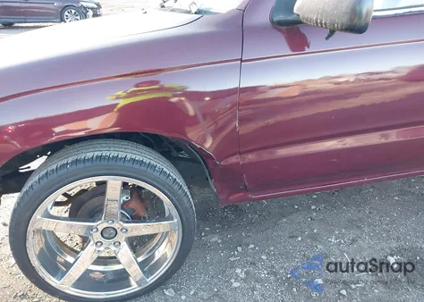 1998 Toyota Tacoma from USA, damaged, VIN 4TANL42N8WZ043451